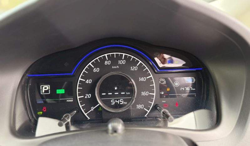 
								Nissan Note full									
