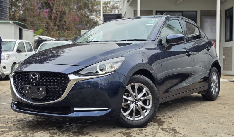 
								Mazda 2 full									