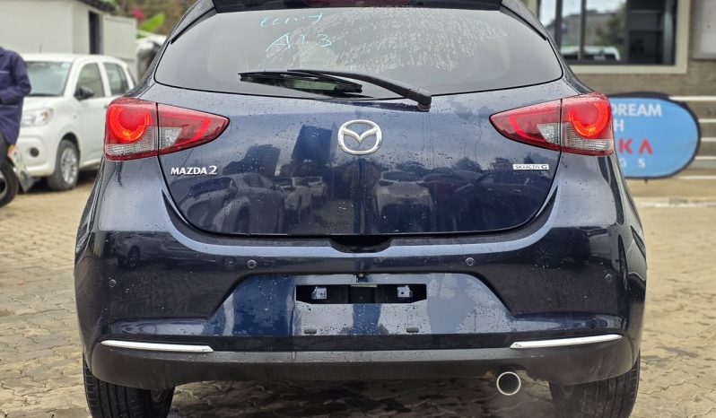 
								Mazda 2 full									