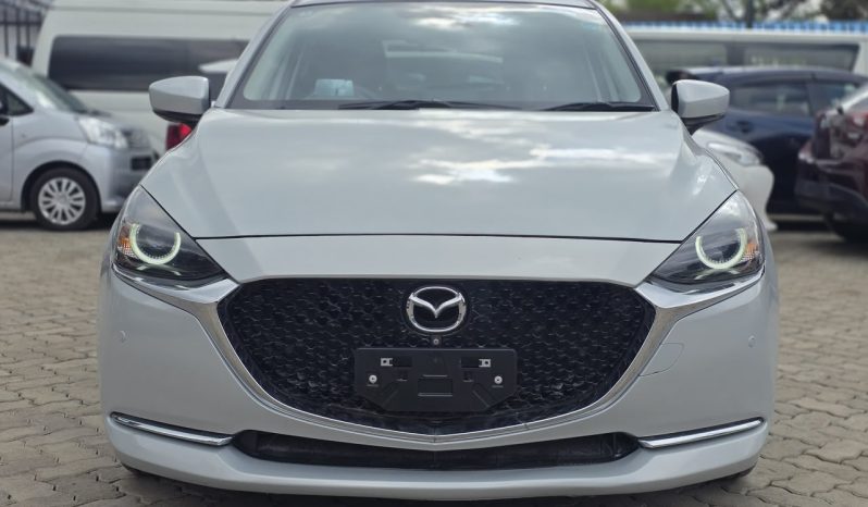 
								Mazda 2 full									
