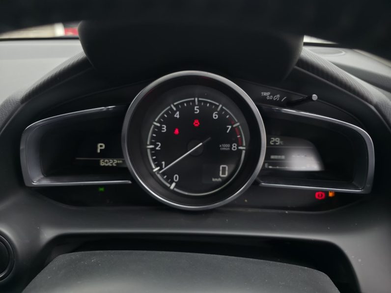 
								Mazda 2 full									