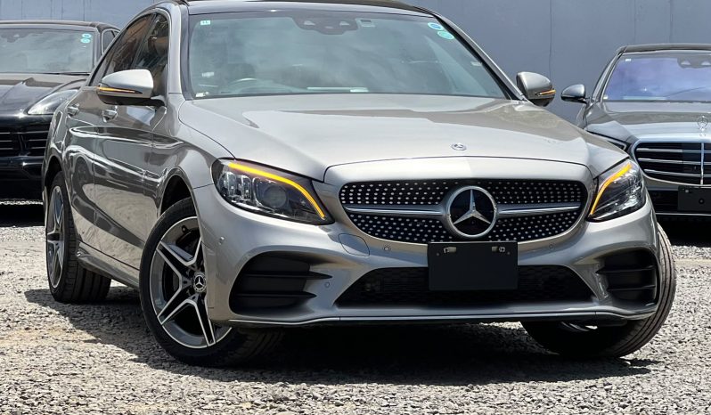 
								Mercedes-Benz C200 Laureus full									