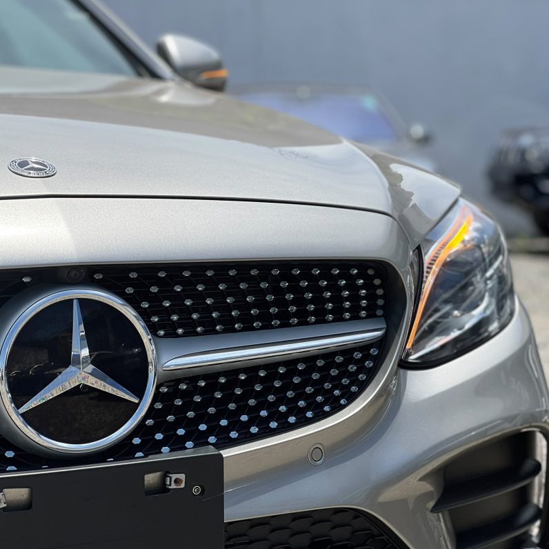 
								Mercedes-Benz C200 Laureus full									