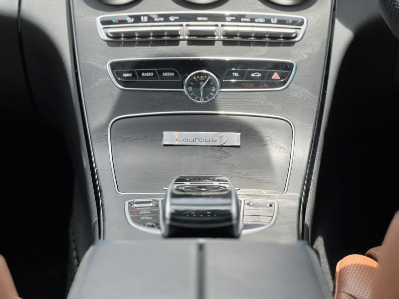 
								Mercedes-Benz C200 Laureus full									