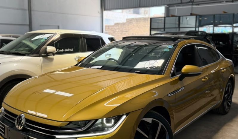 
								Voxwagen Arteon full									
