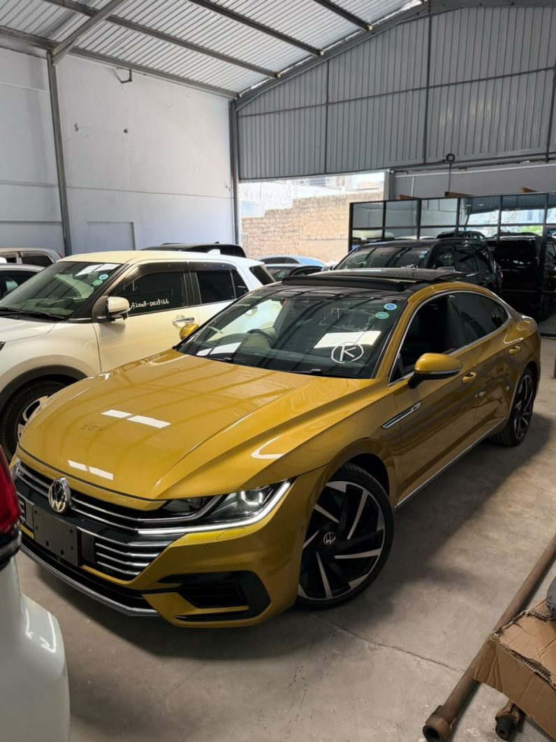 
								Voxwagen Arteon full									