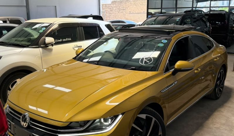 
								Voxwagen Arteon full									