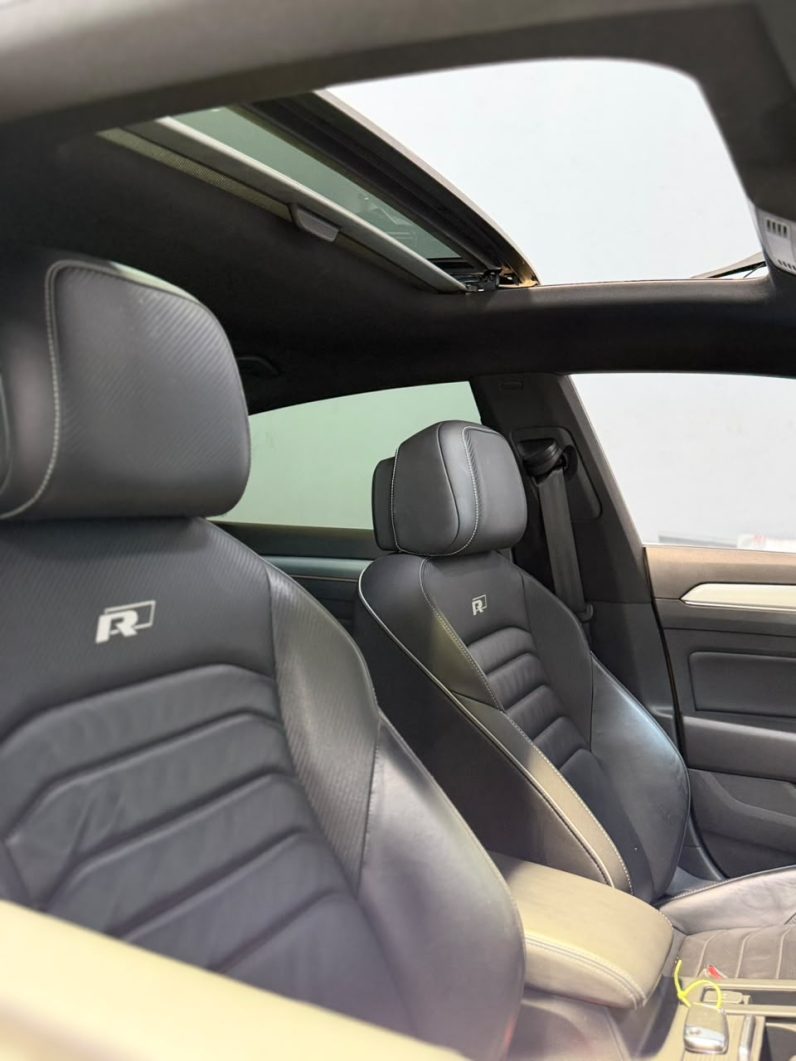 
								Voxwagen Arteon full									