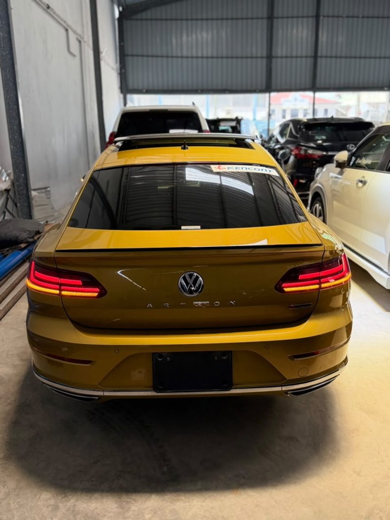 
								Voxwagen Arteon full									