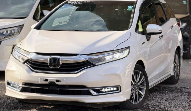 
								Honda Fit shuttle Z full									