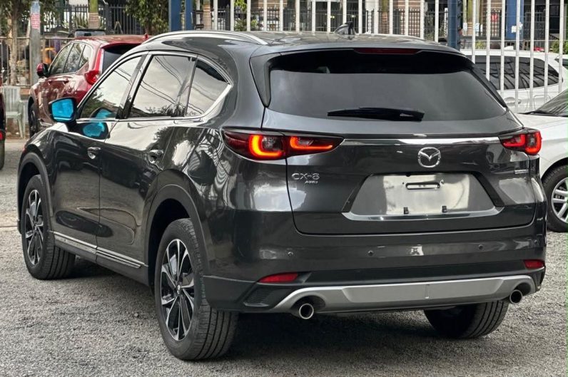 
								Mazda CX-8 full									
