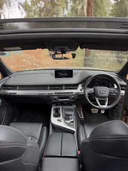 AUDI Q7 SLINE