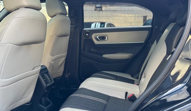 
								HONDA VEZEL full									