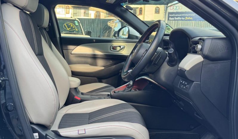 
								HONDA VEZEL full									