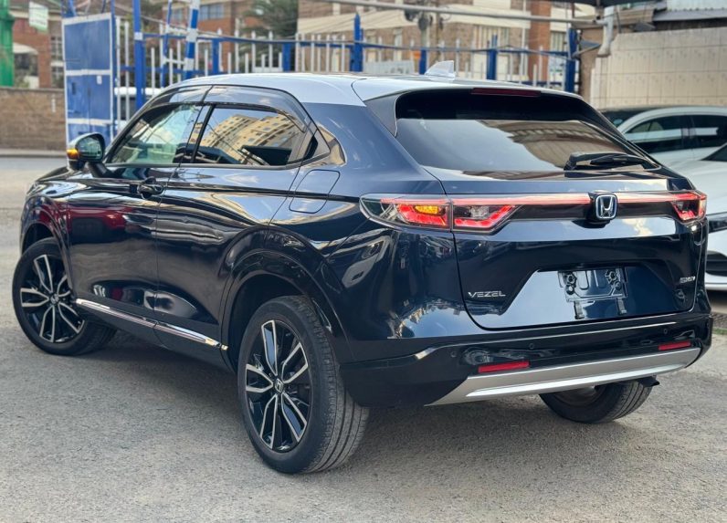 
								HONDA VEZEL full									