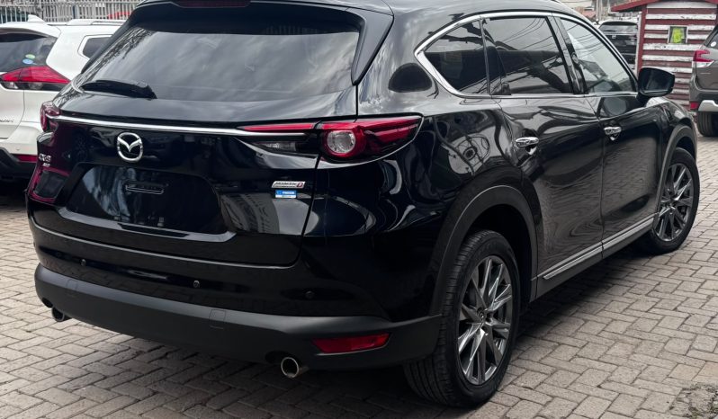 
								Mazda CX8 full									