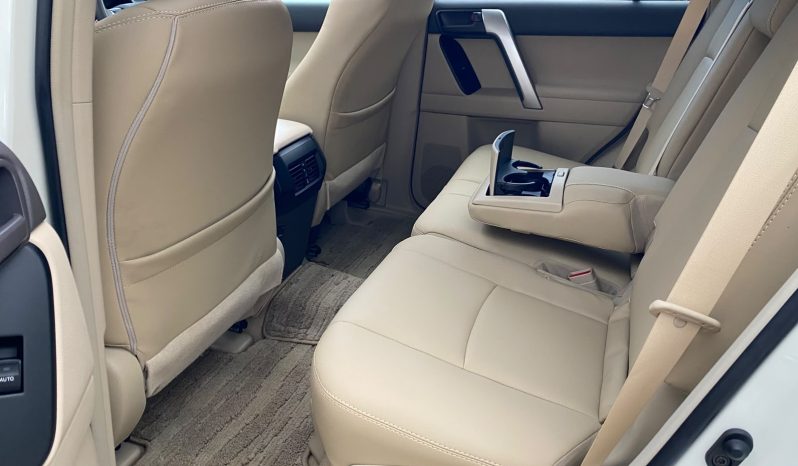 
								Toyota Land Cruiser Prado TX full									