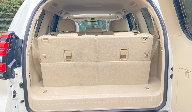 
								Toyota Land Cruiser Prado TX full									
