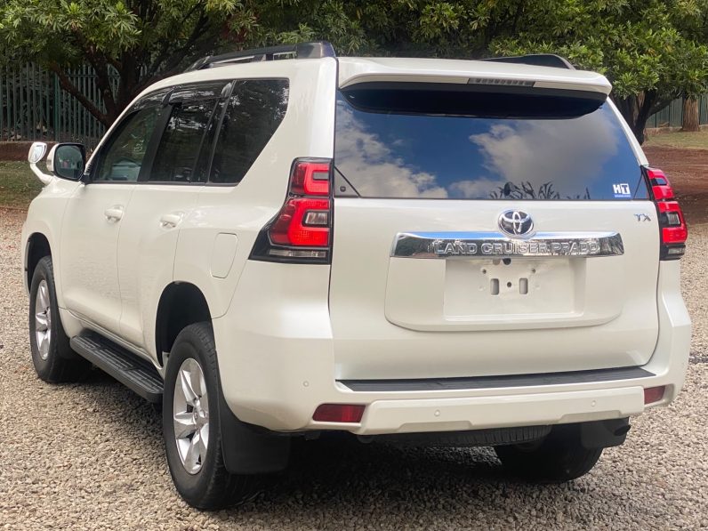 
								Toyota Land Cruiser Prado TX full									