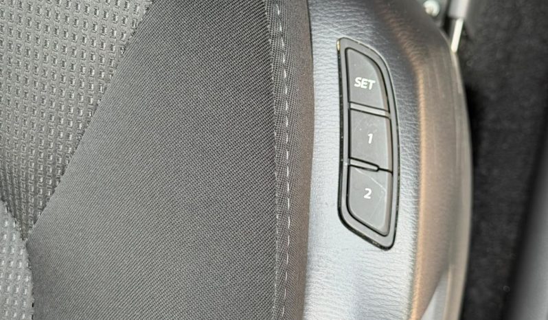 
								Mazda CX-5 full									