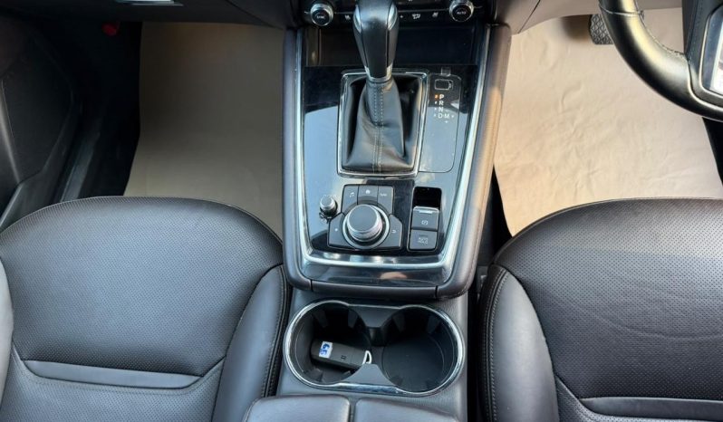
								Mazda CX-8 full									