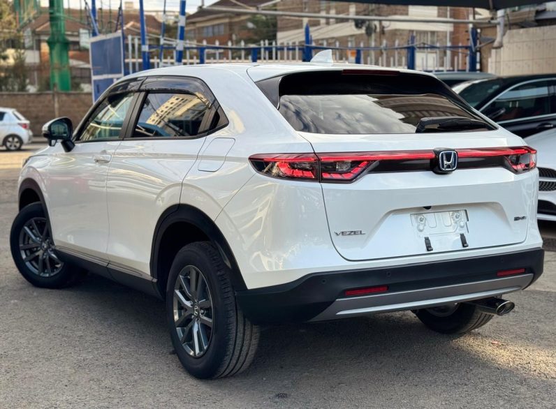 
								Honda Vezel RV5 full									