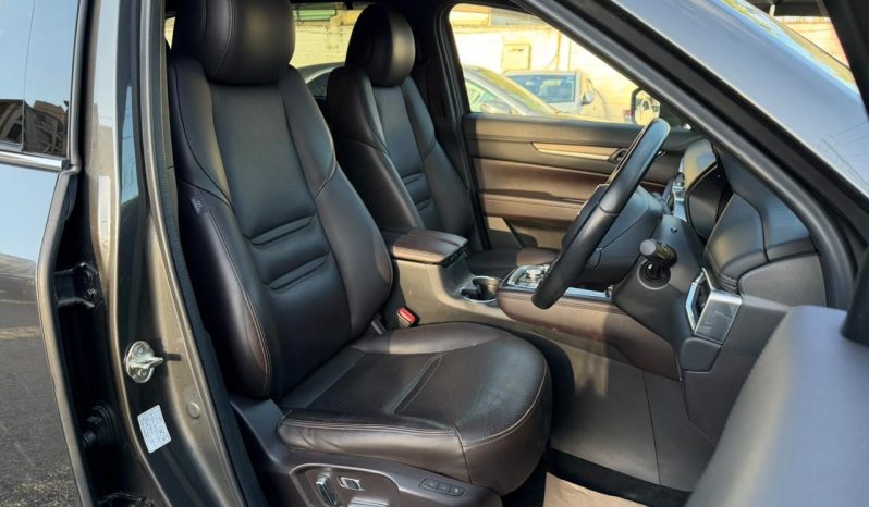 
								Mazda CX-8 full									