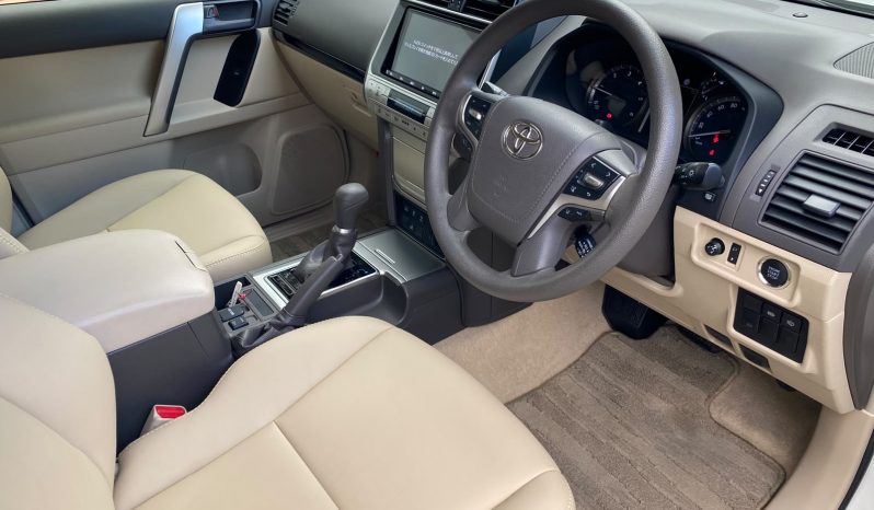 
								Toyota Land Cruiser Prado TX full									