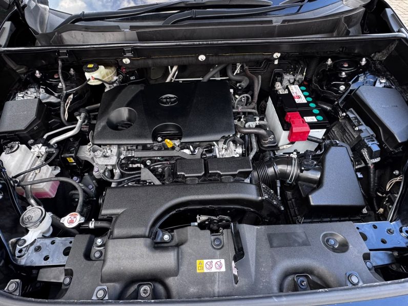 
								Toyota RAV4 full									