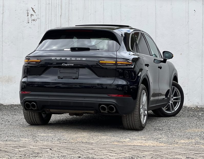 
								Porsche Cayenne full									