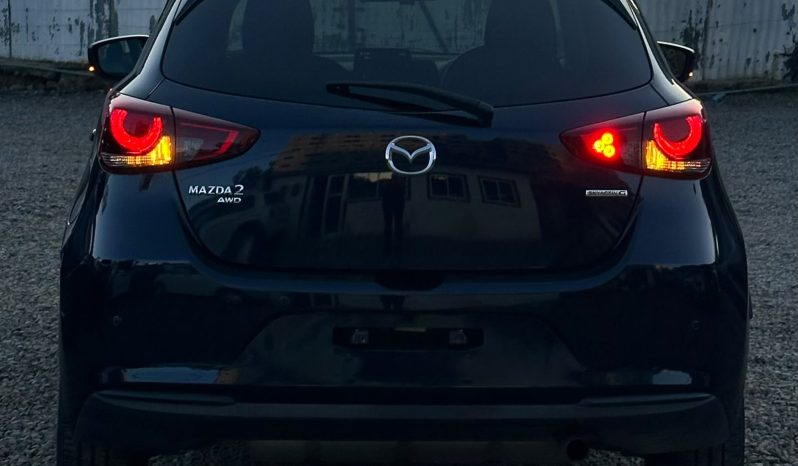 
								Mazda 2 full									